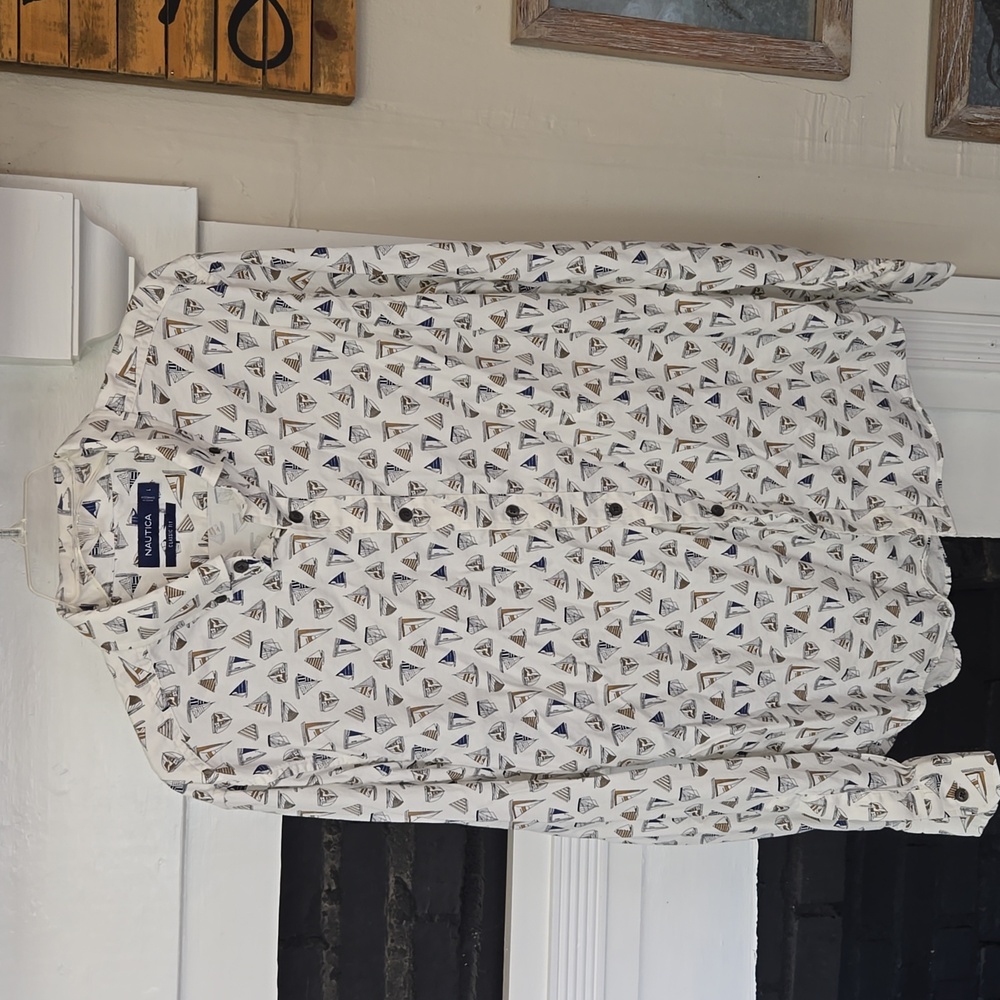 Nautica long sleeve shirt with sailboats - Picture 1 of 9